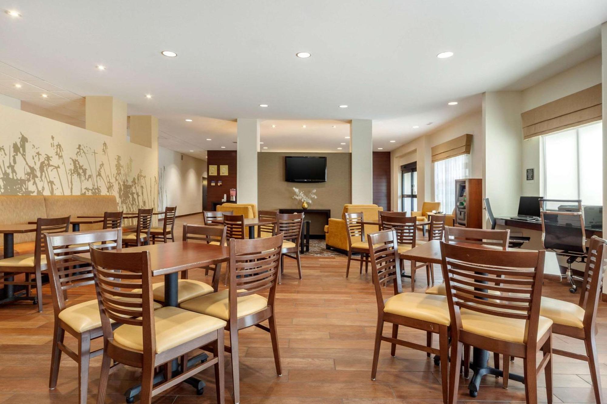 Sleep Inn & Suites Fargo Medical Center Εξωτερικό φωτογραφία