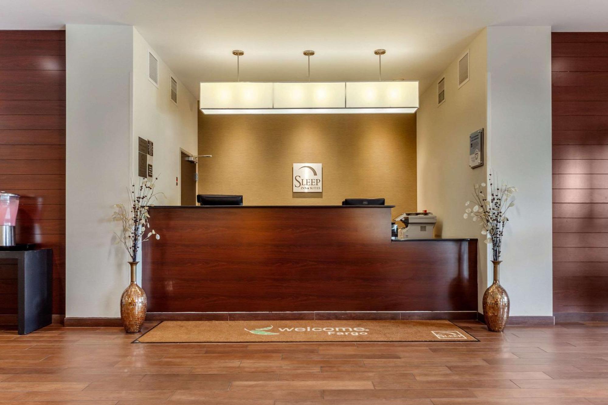 Sleep Inn & Suites Fargo Medical Center Εξωτερικό φωτογραφία